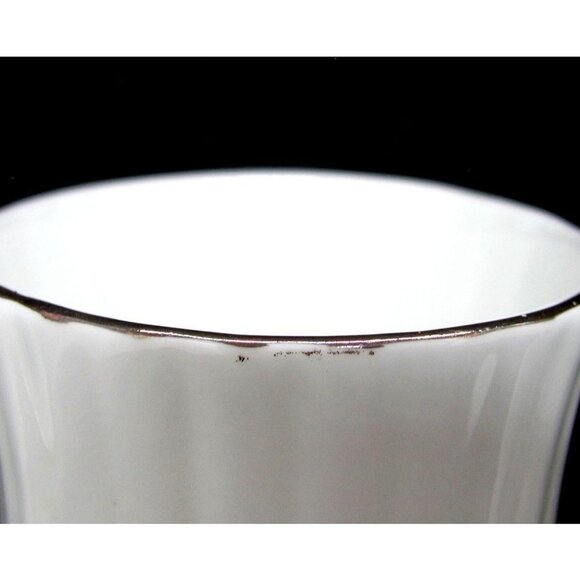 Royal Windsor Fine China Birds Floral Tea Cups (2) - Picture 4 of 12